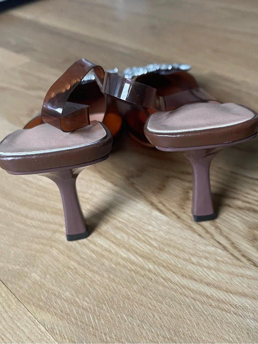 Brown Pointed-Toe Mid Heels with Crystal Buckle